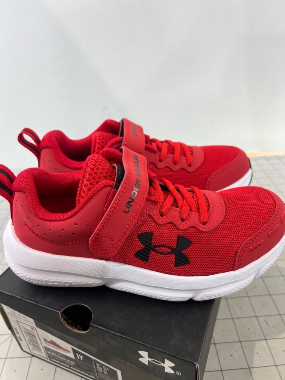 Under Armour Assert 10 AC Running Shoes Red, Sz. 1 Youth Boys New - Picture 5 of 6